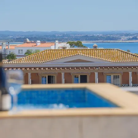 Bed & Breakfast Bb Dona Ana Lagos