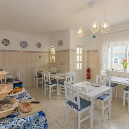 Couette-café Bb Dona Ana Lagos