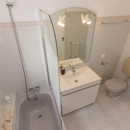 Bb Dona Ana 拉哥斯