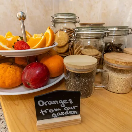 Bed & Breakfast Bb Dona Ana